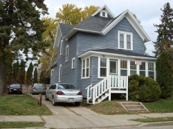 Front view of 718 Prospect Ave